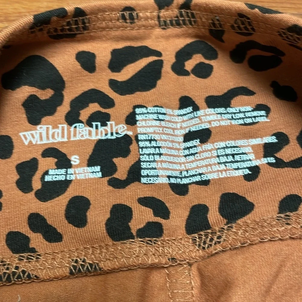 Wild Fable Women's High-Waisted Classic Leggings size small - Picture 4 of 5